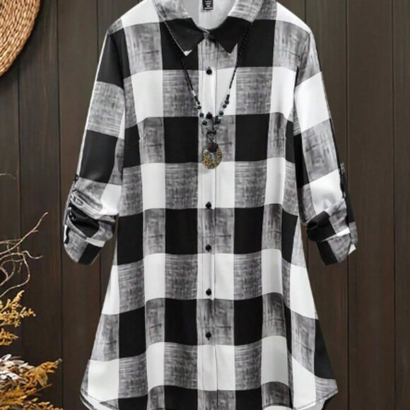Women's Plus Size Plaid Button Down Shirt - Picture 1 of 5